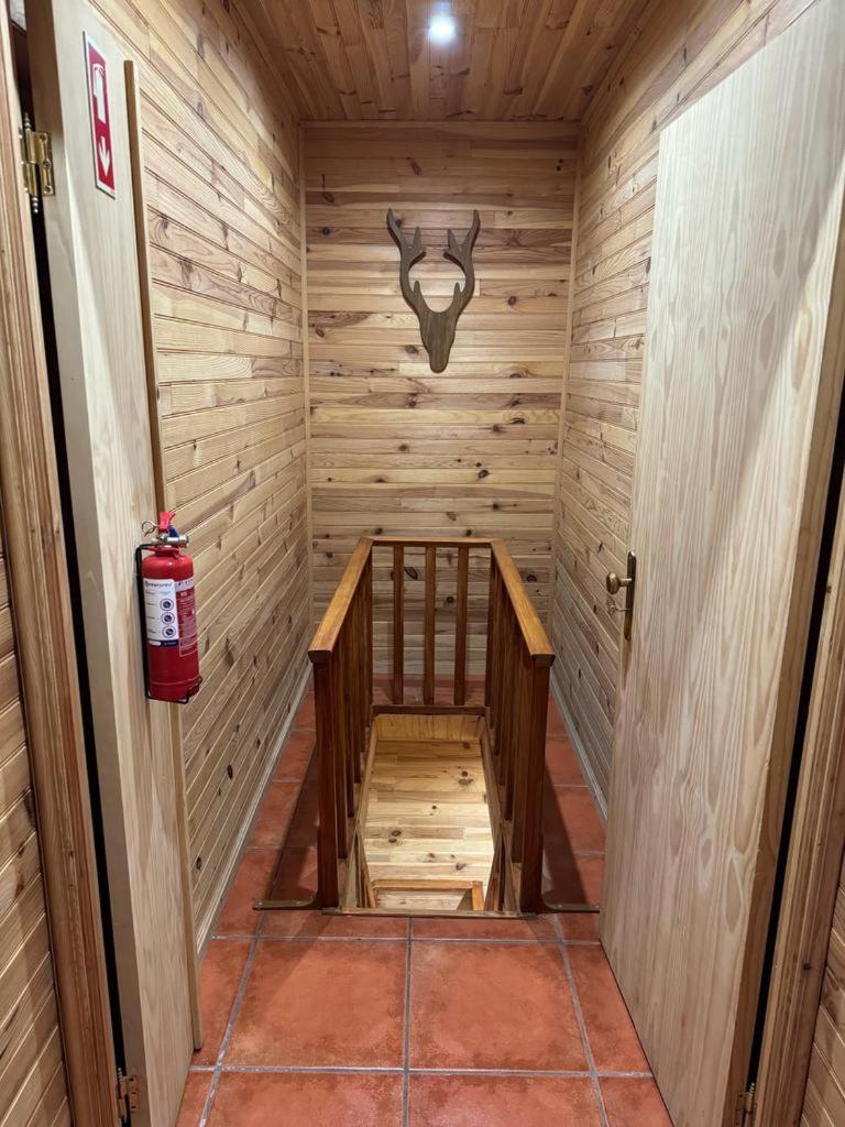 Mountain Lodge T3 Duplex Abrigo Do Lobo كوفيلهَ المظهر الخارجي الصورة